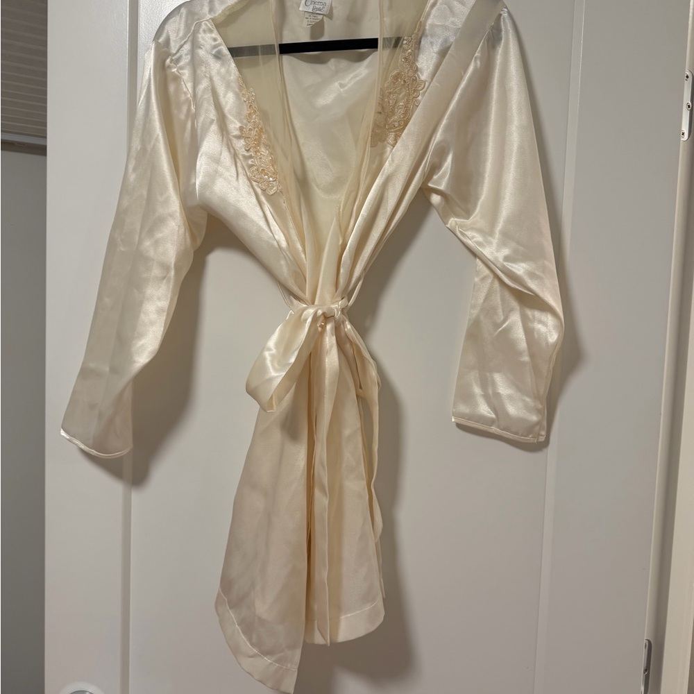 Vintage 90’s Bridal Robe Cinema Etoile